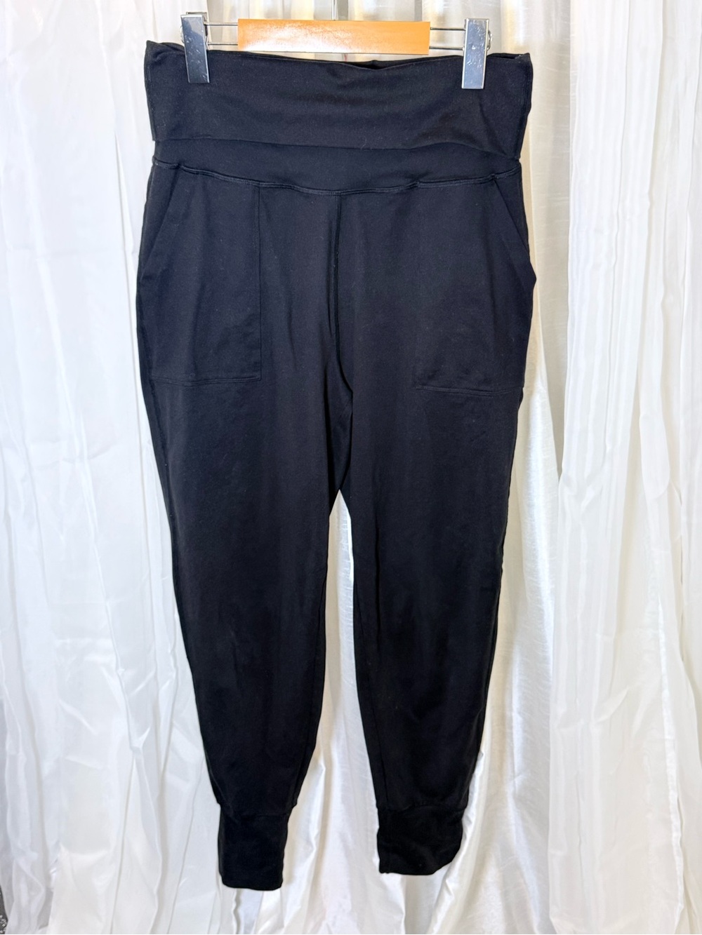 aerie Black High-Waist Jogger Pants